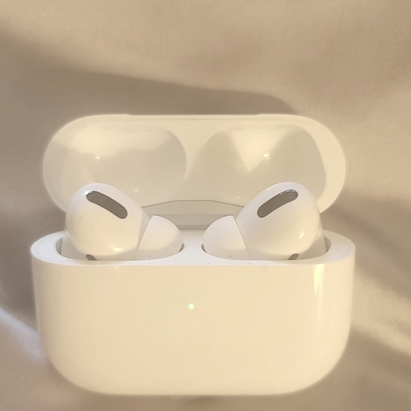 Apple Other - Apple Airpods Pro